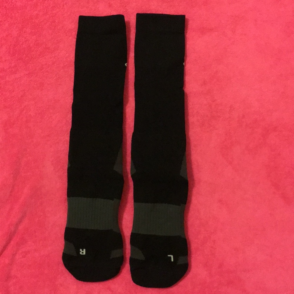 NWOT Adidas Y3 Black and White and Grey tech socks